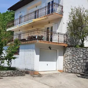 https://family-house.primorje-gorskikotar.com